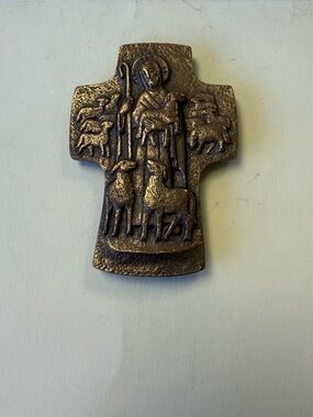 Small Bronze Color Heavy Metal Good Shepherd Cross Crucifix Appx. 4” x 2.5”
